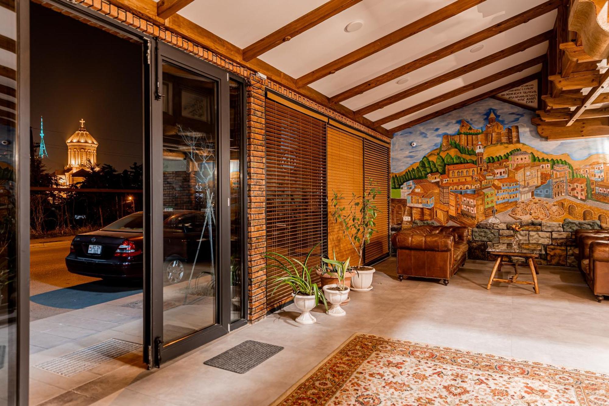 Ivy Hotel Tbilisi Eksteriør bilde
